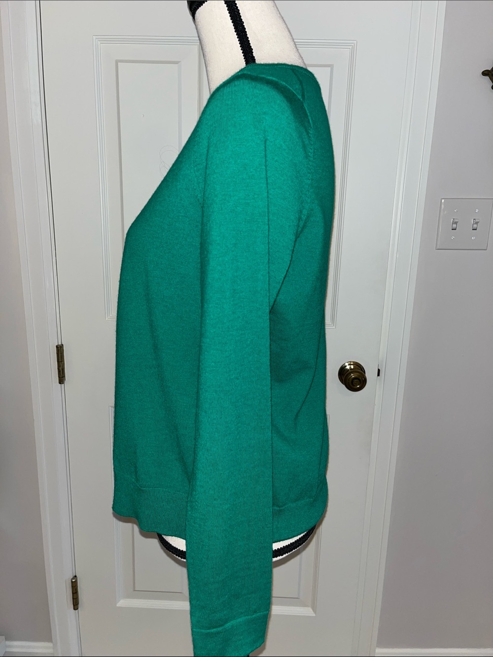 Banana Republic Green Cardigan Sweater Excellent- size Medium - Picture 3 of 9